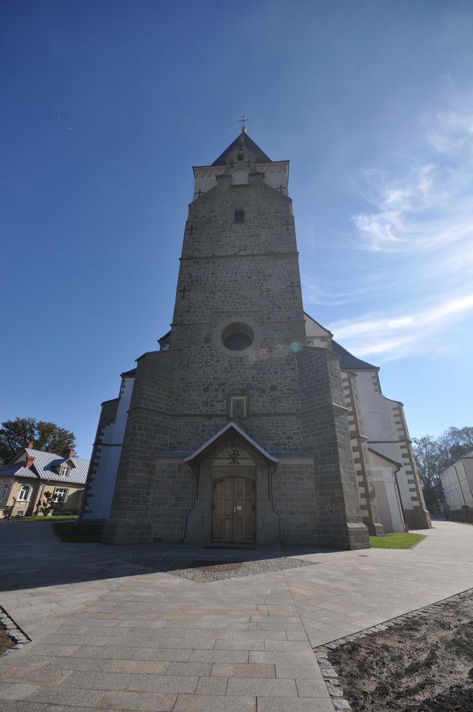 Kościół w Lesku (3)